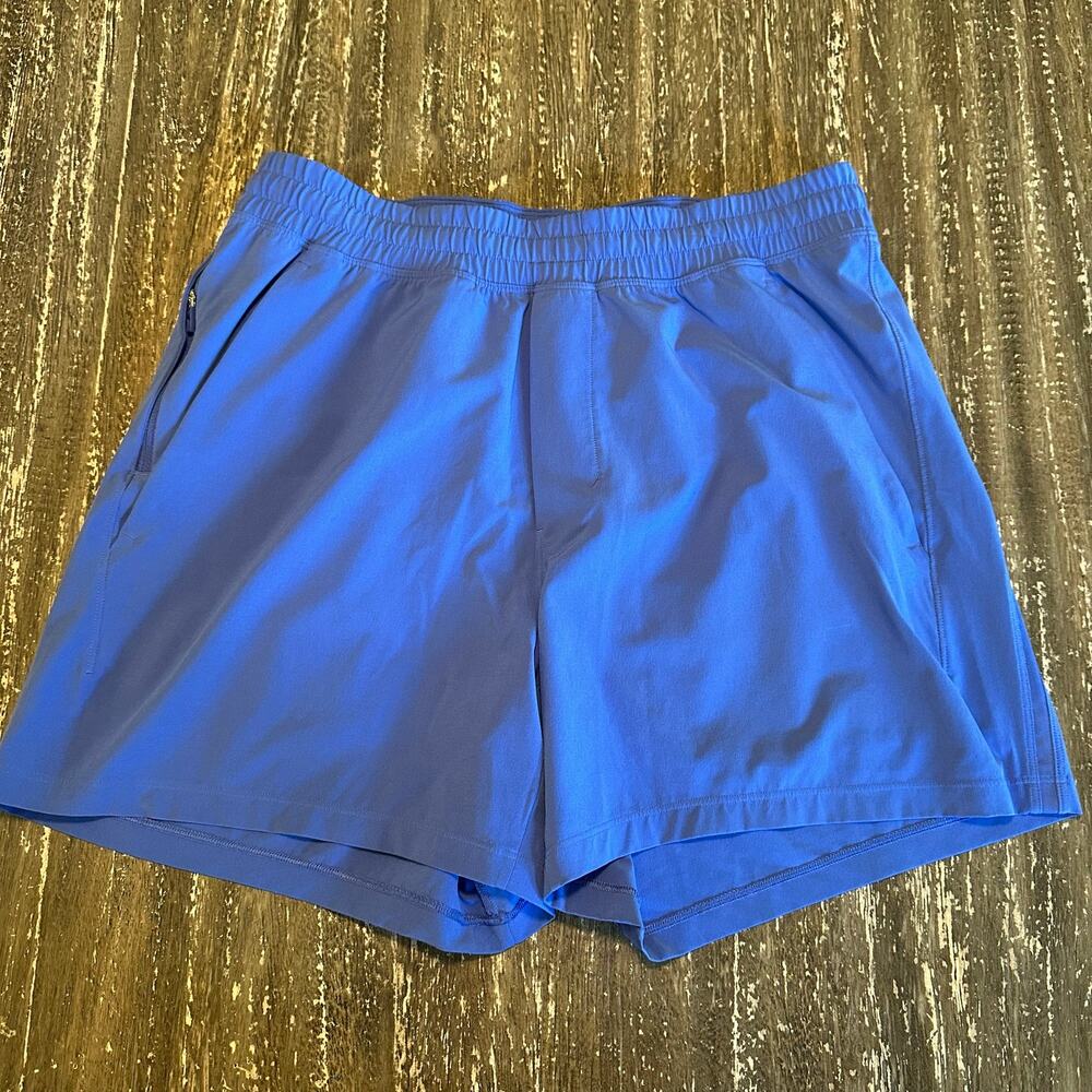 Lululemon Performance Workout Athleisure 5” Shorts Light Blue Purple Mens Size M